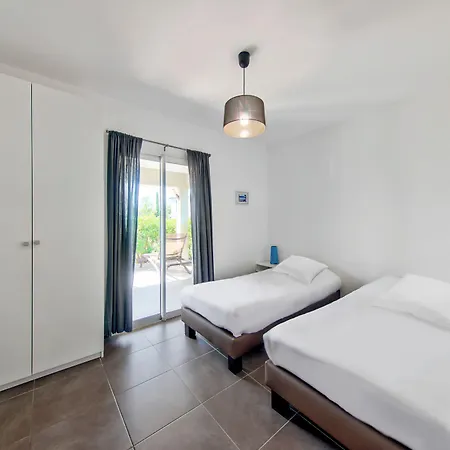 Pierre & Premium Les De Porto-vecchio 4*