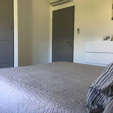 Ξενοδοχείο με διαμερίσματα Pierre & Premium Les De Porto-vecchio 4*