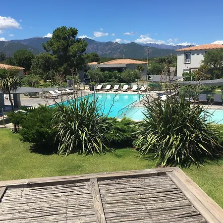 Apartahotel Résidence Pierre&vacances Premium Les De Porto-vecchio 4*
