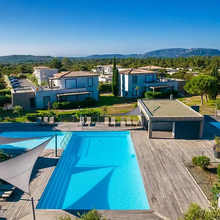 Apartahotel Résidence Pierre&vacances Premium Les De Porto-vecchio 4*